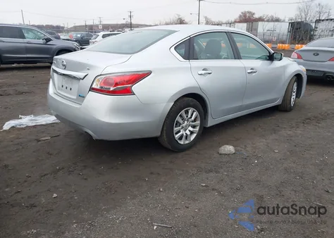 2014 Nissan Altima 2.5 S z USA, uszkodzony, nr VIN 1N4AL3AP8EC155321
